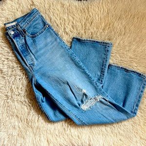 Brand: Levi’s | Ribcage Straight Leg Jeans 27x27